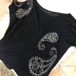 Mesh embroidered t shirt
